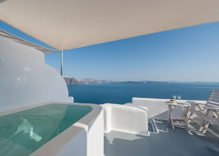 Thirea Oia (Santorini)