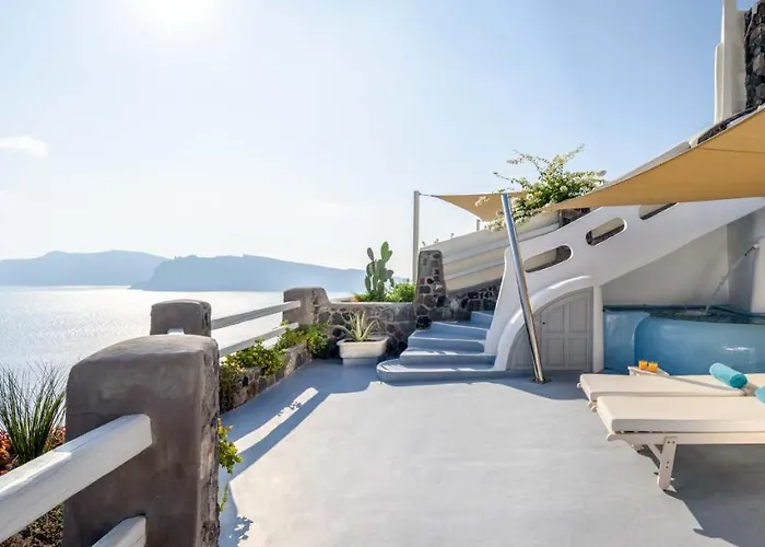 Thirea Oia (Santorini)