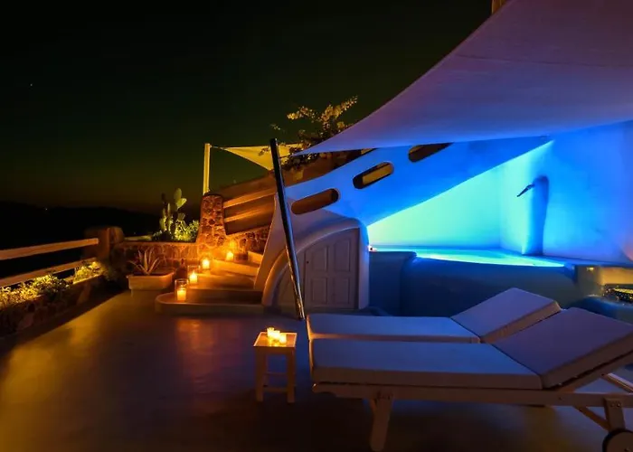 Thirea Oia (Santorini)