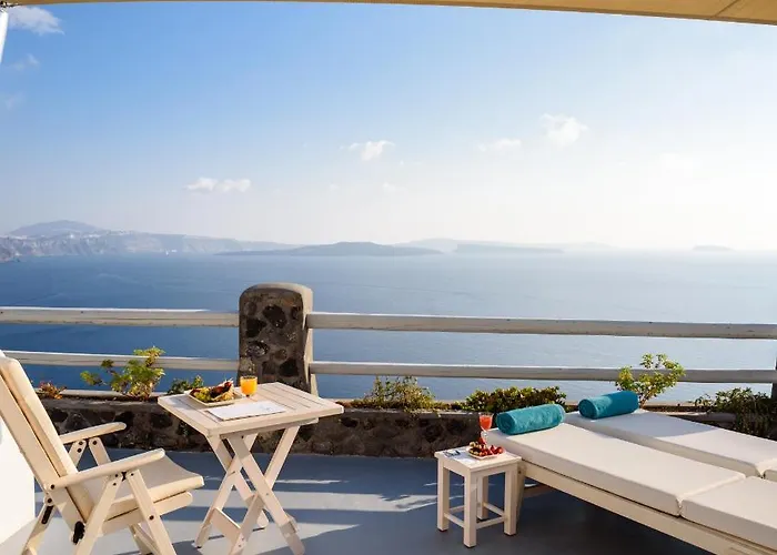 Thirea Oia (Santorini)